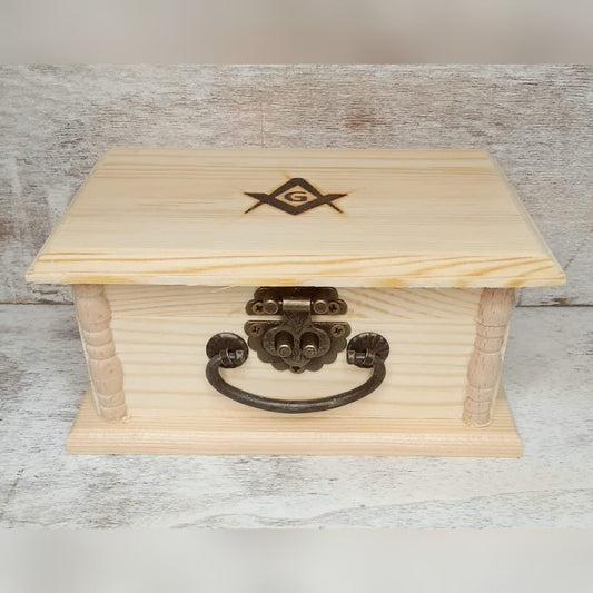 Masonic Ring / Jewelry Box